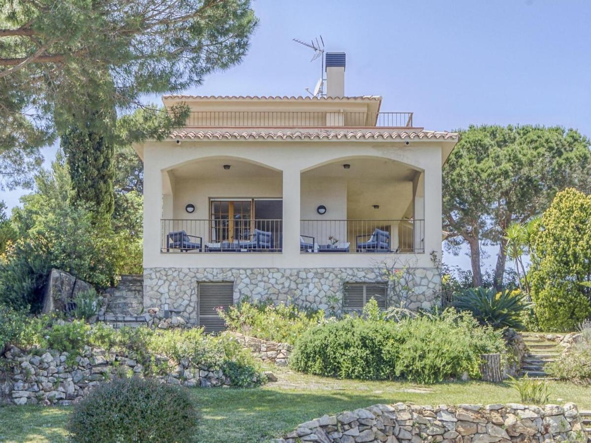 Belvilla By Oyo Villa In Arenys De Mar With Pool Kültér fotó