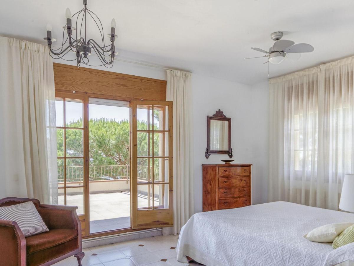 Belvilla By Oyo Villa In Arenys De Mar With Pool Kültér fotó
